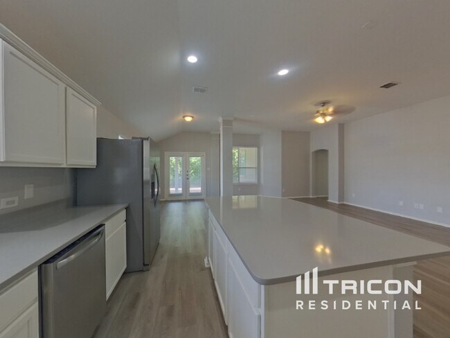 Foto del edificio - 637 Chalk Knoll Rd