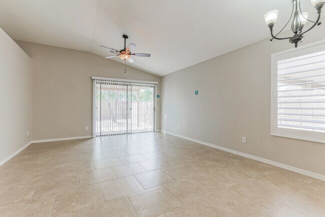 Building Photo - 33554 N Cobble Stone Dr