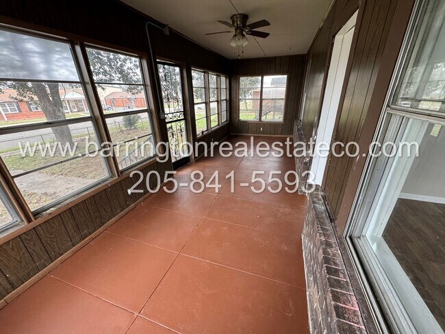 Foto del edificio - 619 Bell Ave