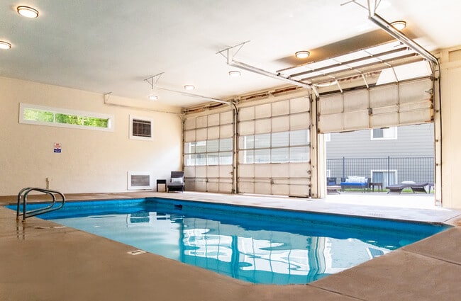 Seasonal Pool - Bear Valley Village Apartments
