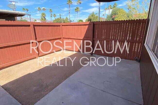 Foto del edificio - 2625 N Alvernon Way