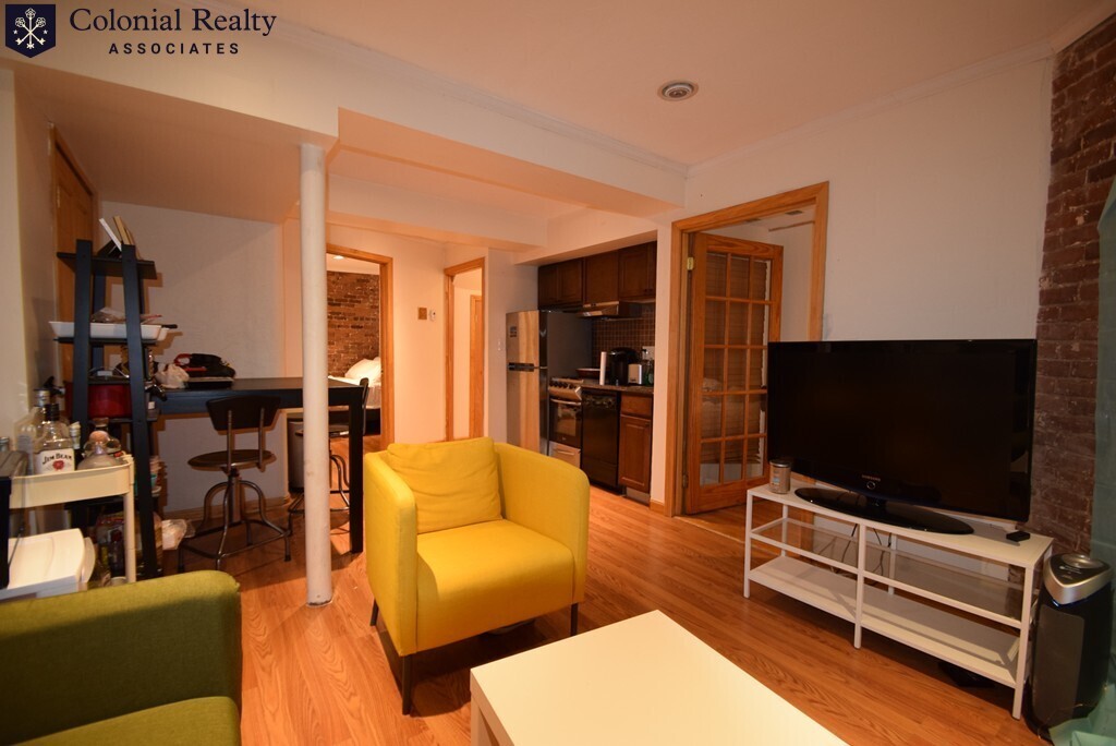 Foto principal - 1678 Beacon St