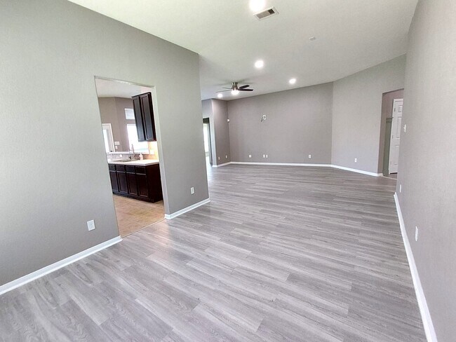 Foto del edificio - 23150 Quiet Heron Ct