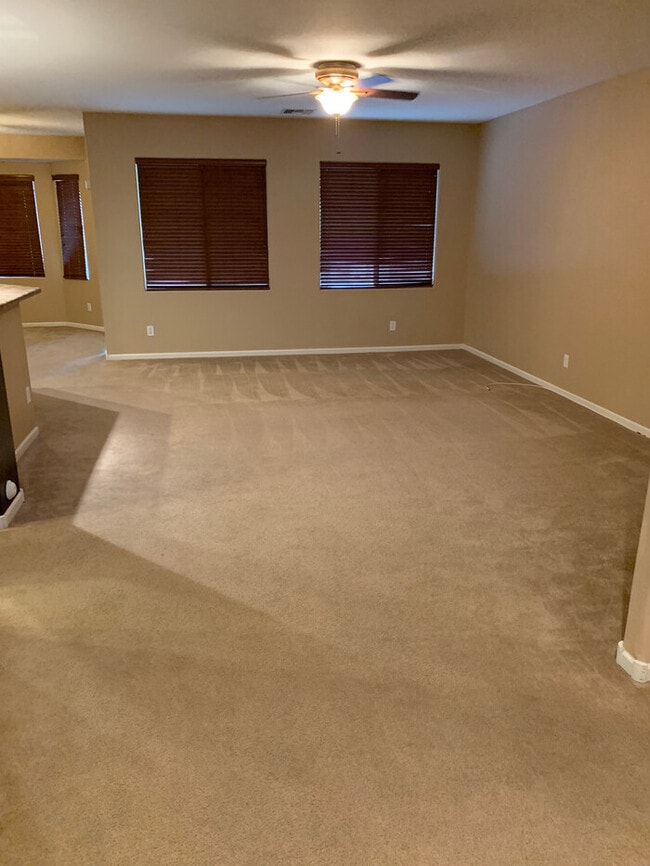 Building Photo - Very Nice 3 bedroom 2 bath home with a guest house