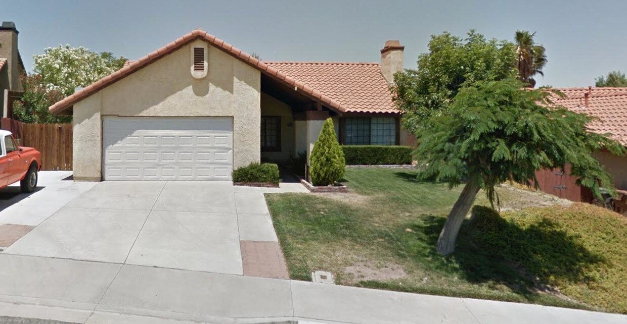 523 Rainbow Terrace, Palmdale, CA 93551 House Rental in Palmdale, CA