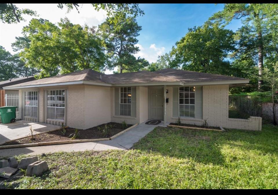 Primary Photo - 7621 Gleason Rd
