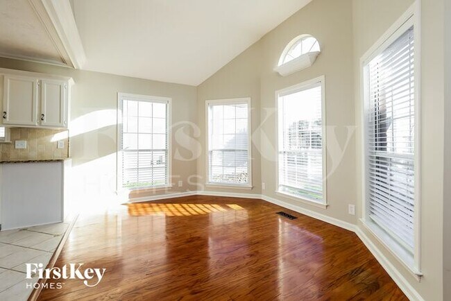 Foto del edificio - 1420 Woodfield Drive