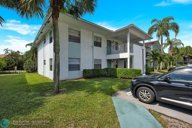 Building Photo - 2740 Forest Hills Blvd