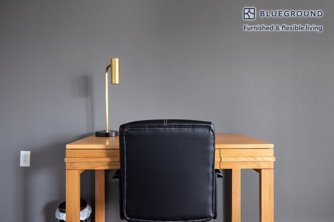 Foto del edificio - 632 Massachusetts Ave