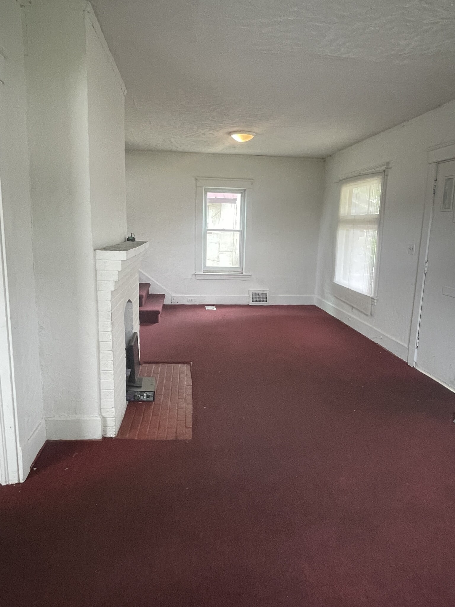 733 Crandall Ave Youngstown, OH 44510 – photo 5