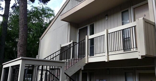 Building Photo - 954 Kiely Blvd
