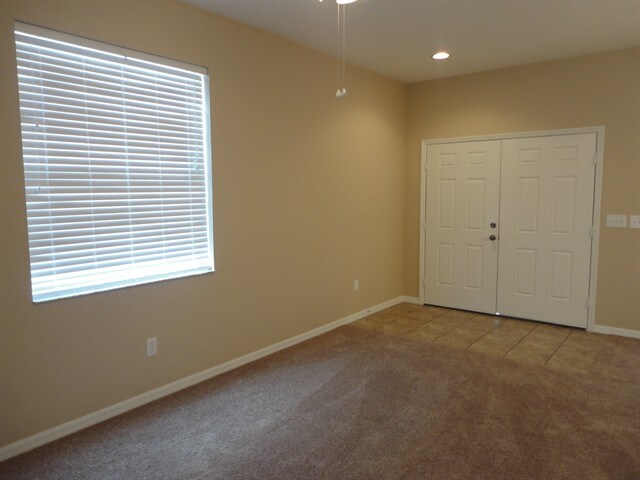 Building Photo - 7538 Dragon Fly Loop