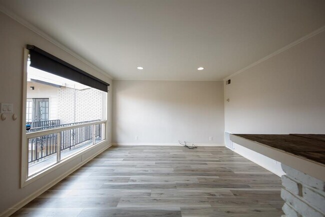 Foto del edificio - 4321 Hazard St