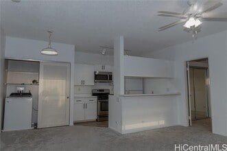 Building Photo - 91-899-899 Puamaeole St