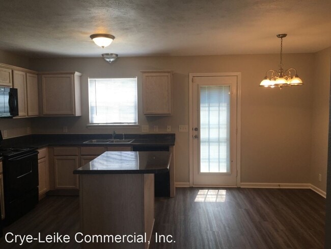 Building Photo - 2 br, 2.5 bath House - 6018 Cullen Dr