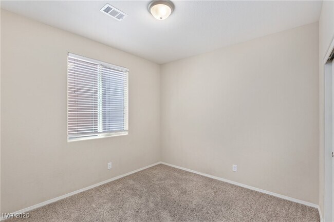 Building Photo - 7605 Lake Fork Peak St