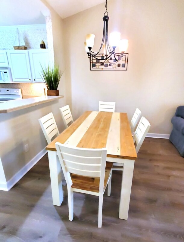 Foto del edificio - 710 Charter Dr