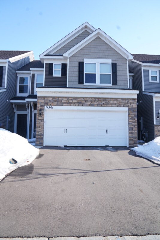 Primary Photo - 11301 Brookview Rd