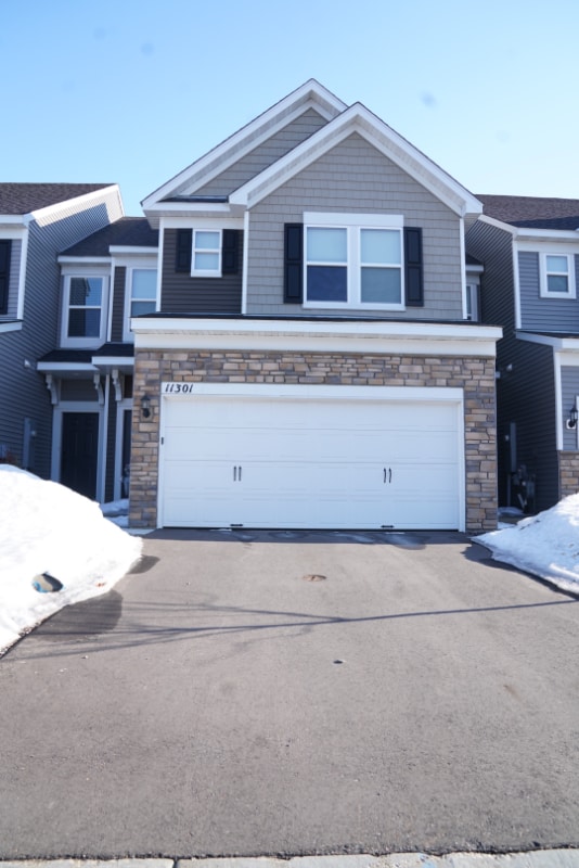 Building Photo - 11301 Brookview Rd
