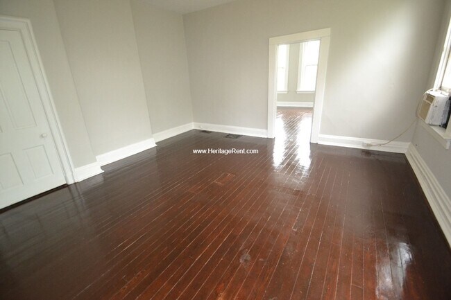 Foto del edificio - 3707 Glenway Ave