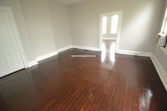 Building Photo - 3707 Glenway Ave
