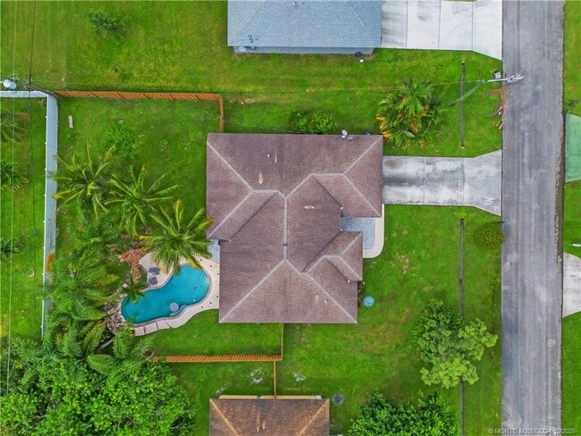 Foto del edificio - 3532 SW Margela St