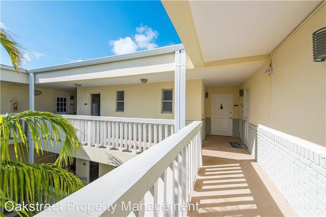 Foto principal - 1 br, 1 bath House - 2420 SE 17th Street #...
