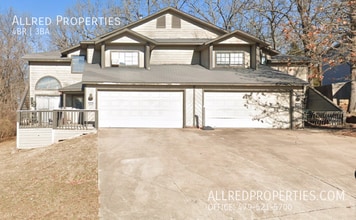 Building Photo - 2944 E Sterling Ct