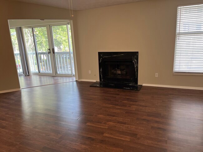 Foto del edificio - 1292 Keys Lake Dr NE