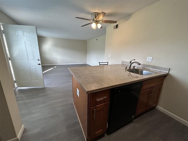 Building Photo - 5486 Tradewinds Walkway