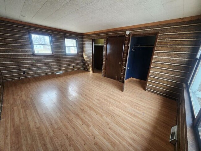 Foto del edificio - 2 Bedroom House in Newport, IN