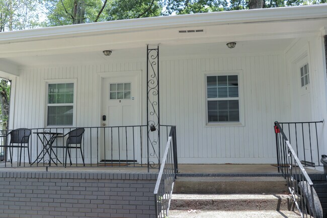 Foto del edificio - 1432 Clermont Ave