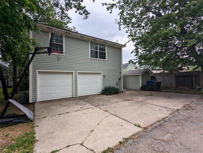 Foto del edificio - 420 W Comanche St