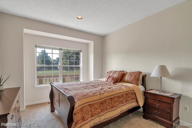 Foto del edificio - 2 br, 2 bath Condo - 41619 Blair Dr