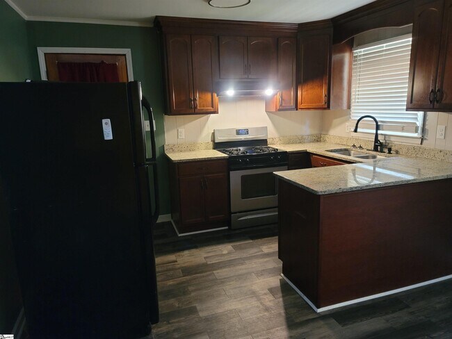Foto del edificio - 413 Barclay Ave