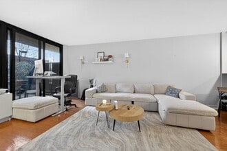 Building Photo - 700 Grove St