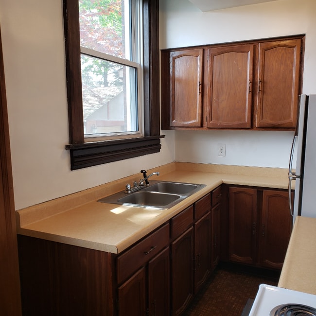 Building Photo - 201 S Fairmount