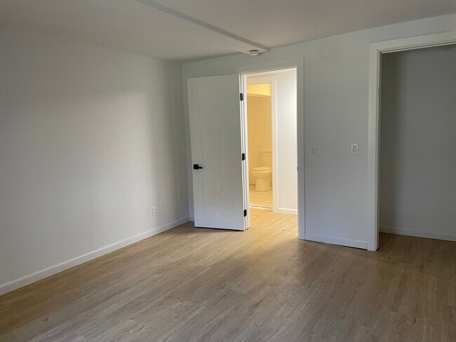 Dormitorio - 106 Wyldewood Rd