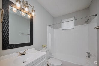 Building Photo - Mangum Oaks