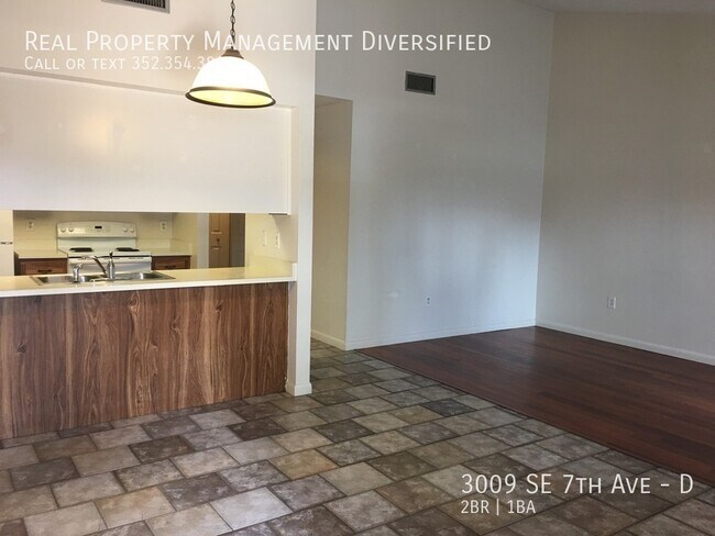 Foto del edificio - 3009 SE 7th Ave