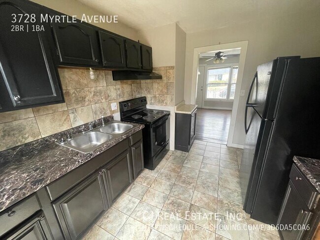 Building Photo - 3728 Myrtle Ave