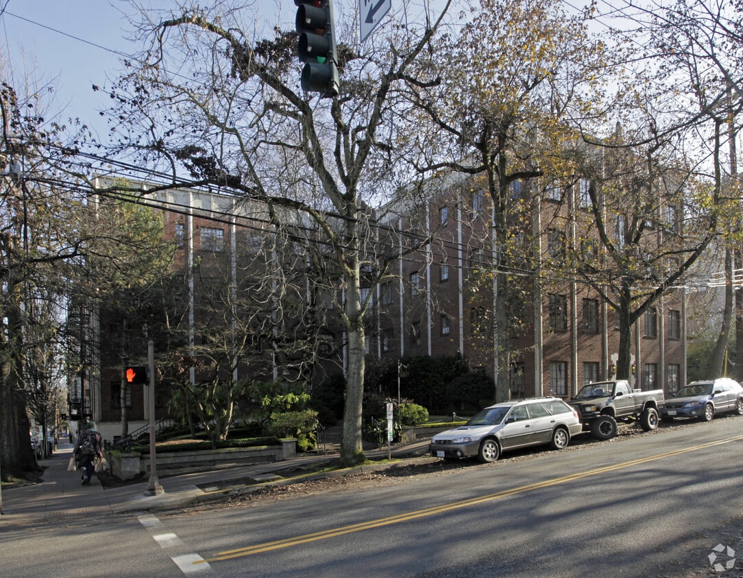 Building Photo - Portland Rose Apartments