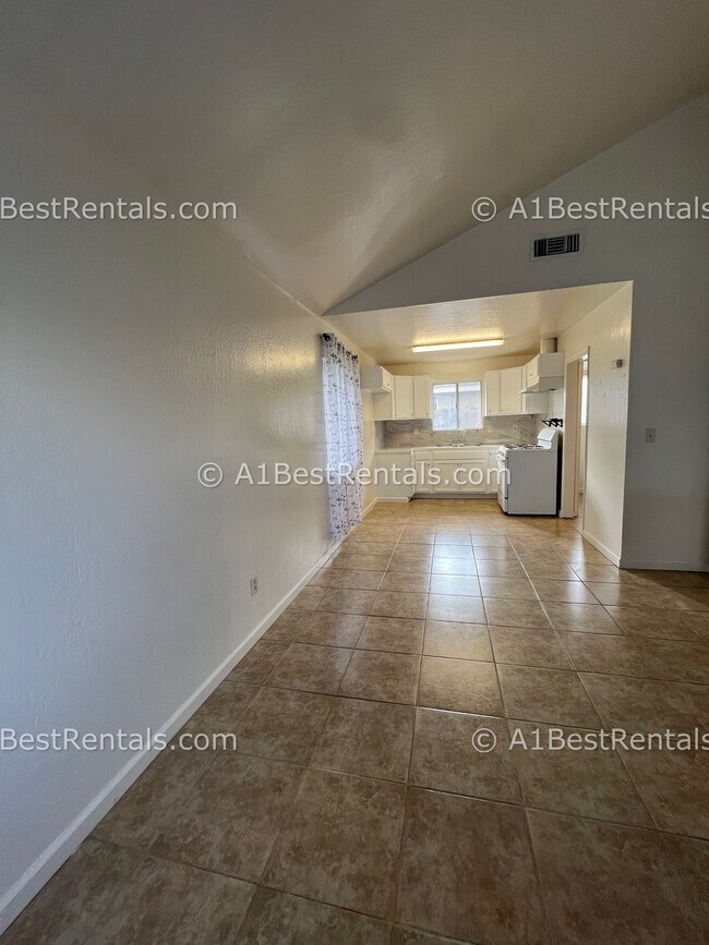 Foto del edificio - 13040 Welch St