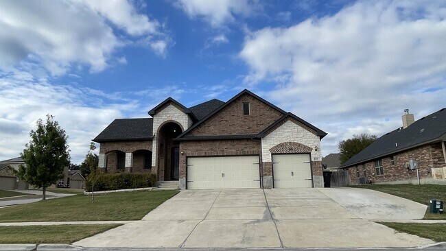 Foto del edificio - 6201 Morganite Ln