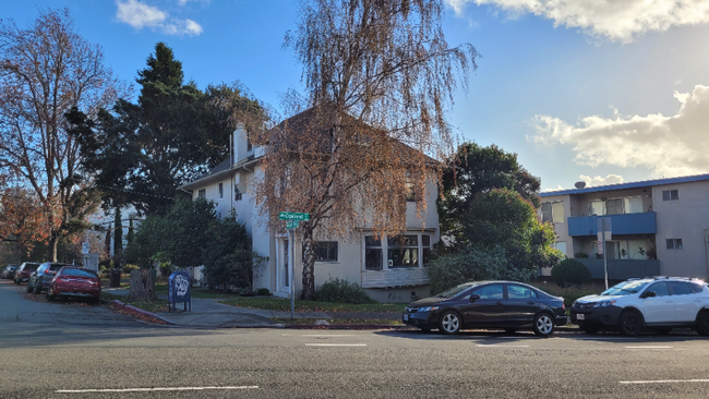 Building Photo - 151 Santa Rosa Ave