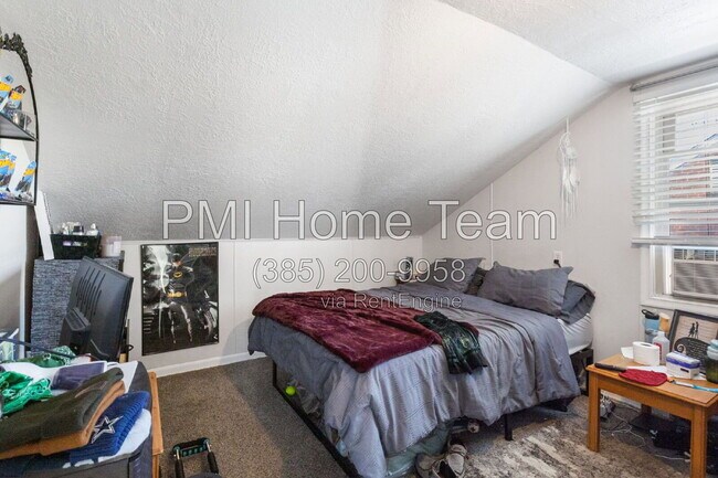 Foto del edificio - 732 Campbell Heights