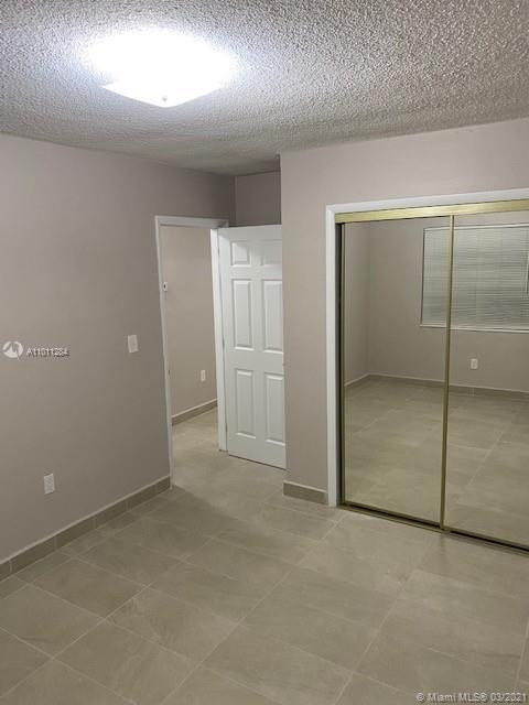 Foto del edificio - 627 SW 3rd St