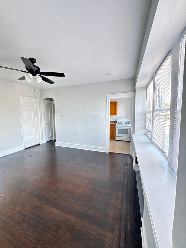 Building Photo - 6501 Haverford Ave