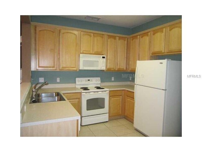 Building Photo - Regency Oaks 3BR/2.5BA Townhouse for Lease