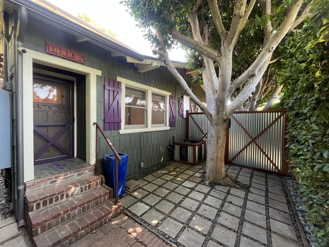 Front yard - 1318 N McCadden Pl